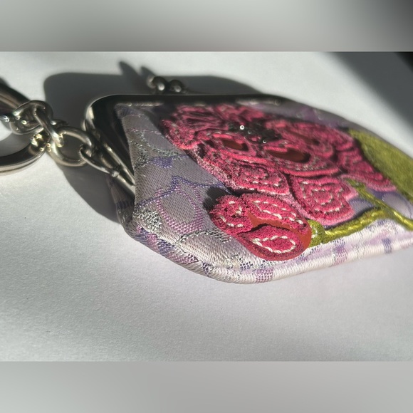 Coach Embroidered flower kisslock coin purse - Picture 5 of 8